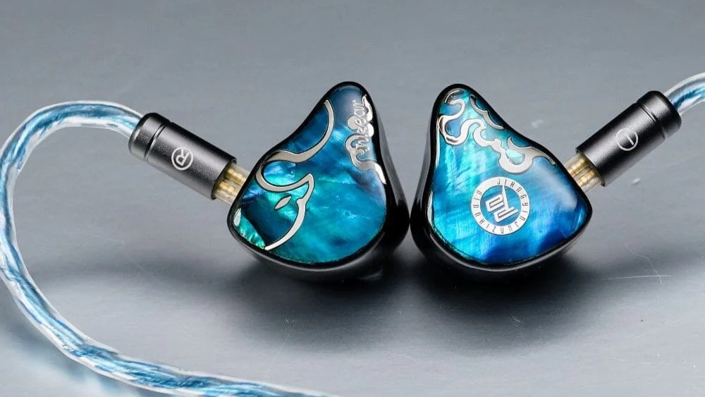 【製品レビュー】Juzear x Z Reviews Defiant Gamefidelity Edition ゲーミングイヤホン IEM